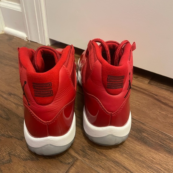 jordan win like 96 no box so i’ll lower the price - Picture 4 of 4